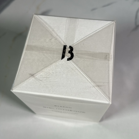 Byredo Bibliotheque candle 🕯️ - Picture 2 of 3